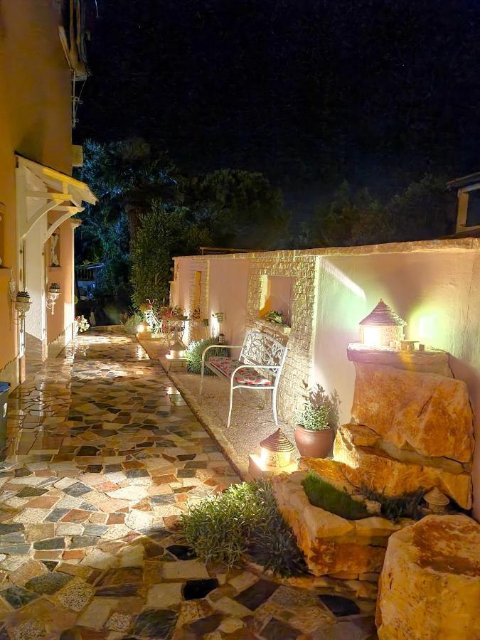 Apartment Villa Engel With Pool Πόρετς Εξωτερικό φωτογραφία