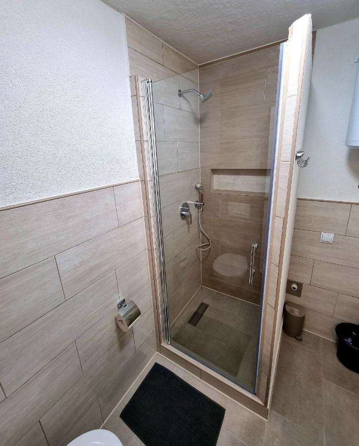Apartment Villa Engel With Pool Πόρετς Εξωτερικό φωτογραφία