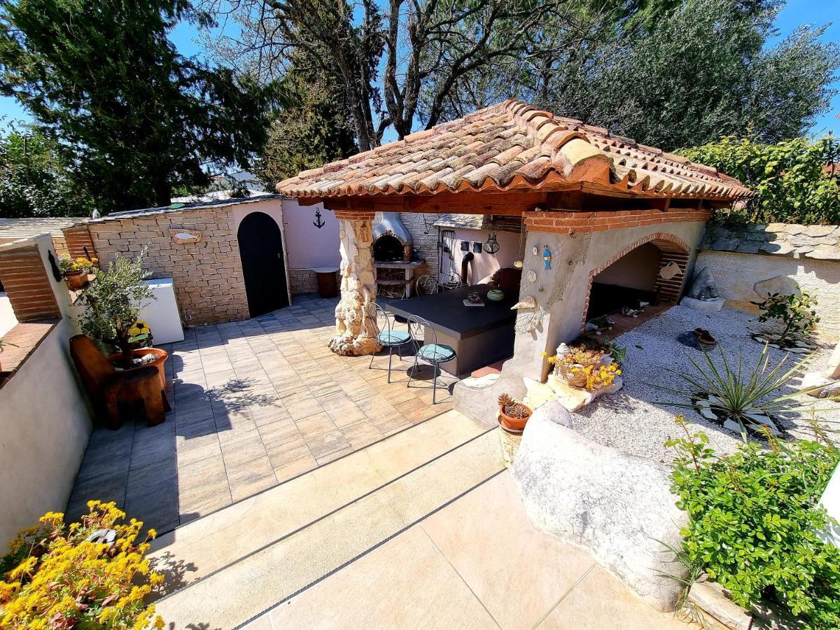 Apartment Villa Engel With Pool Πόρετς Εξωτερικό φωτογραφία